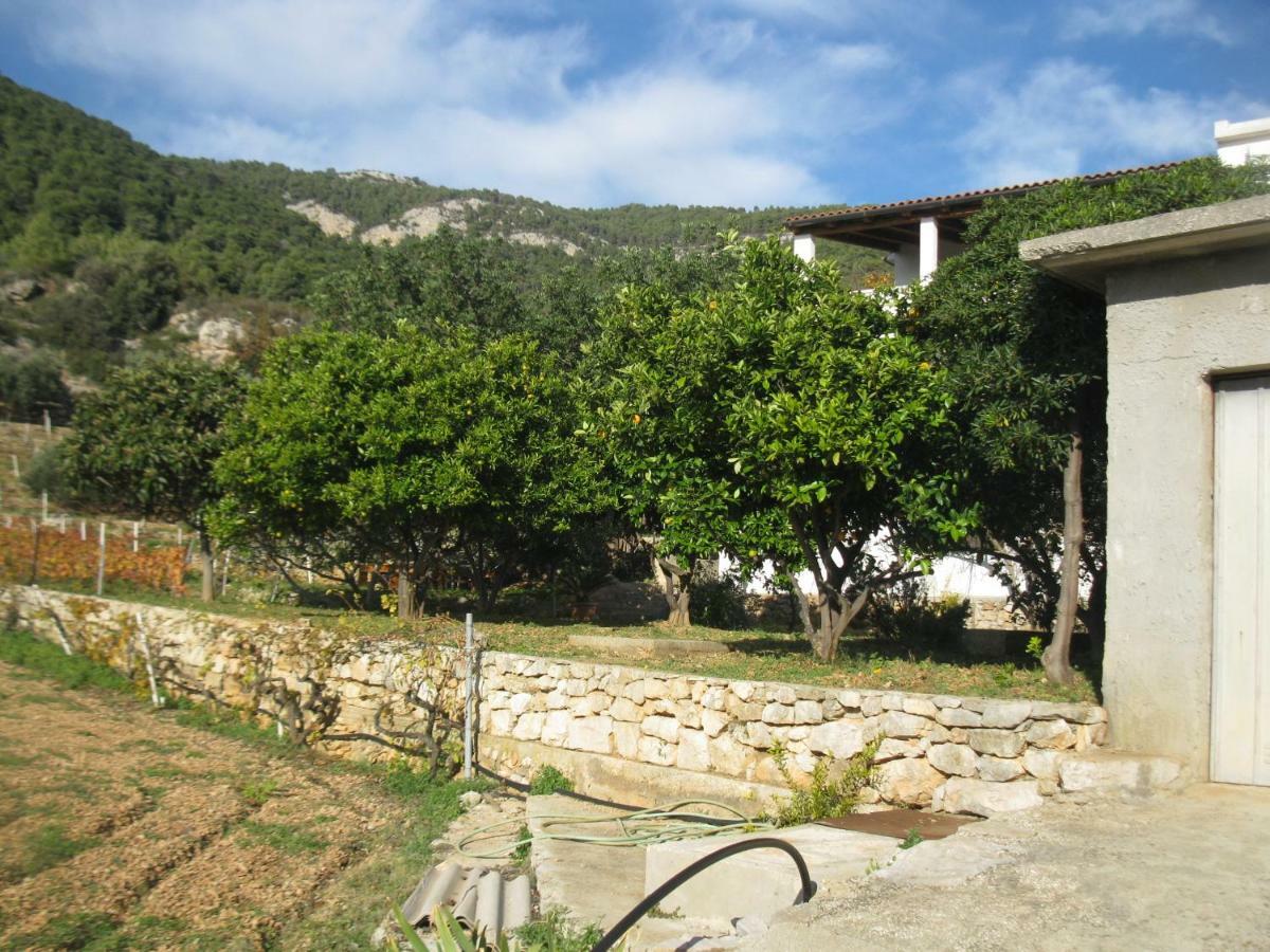 Apartments Bako Komiža Exterior foto